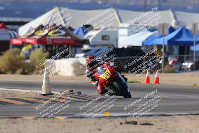 media/Dec-17-2023-CVMA (Sun) [[bf0c04832d]]/Race 2 Amateur Supersport Open/